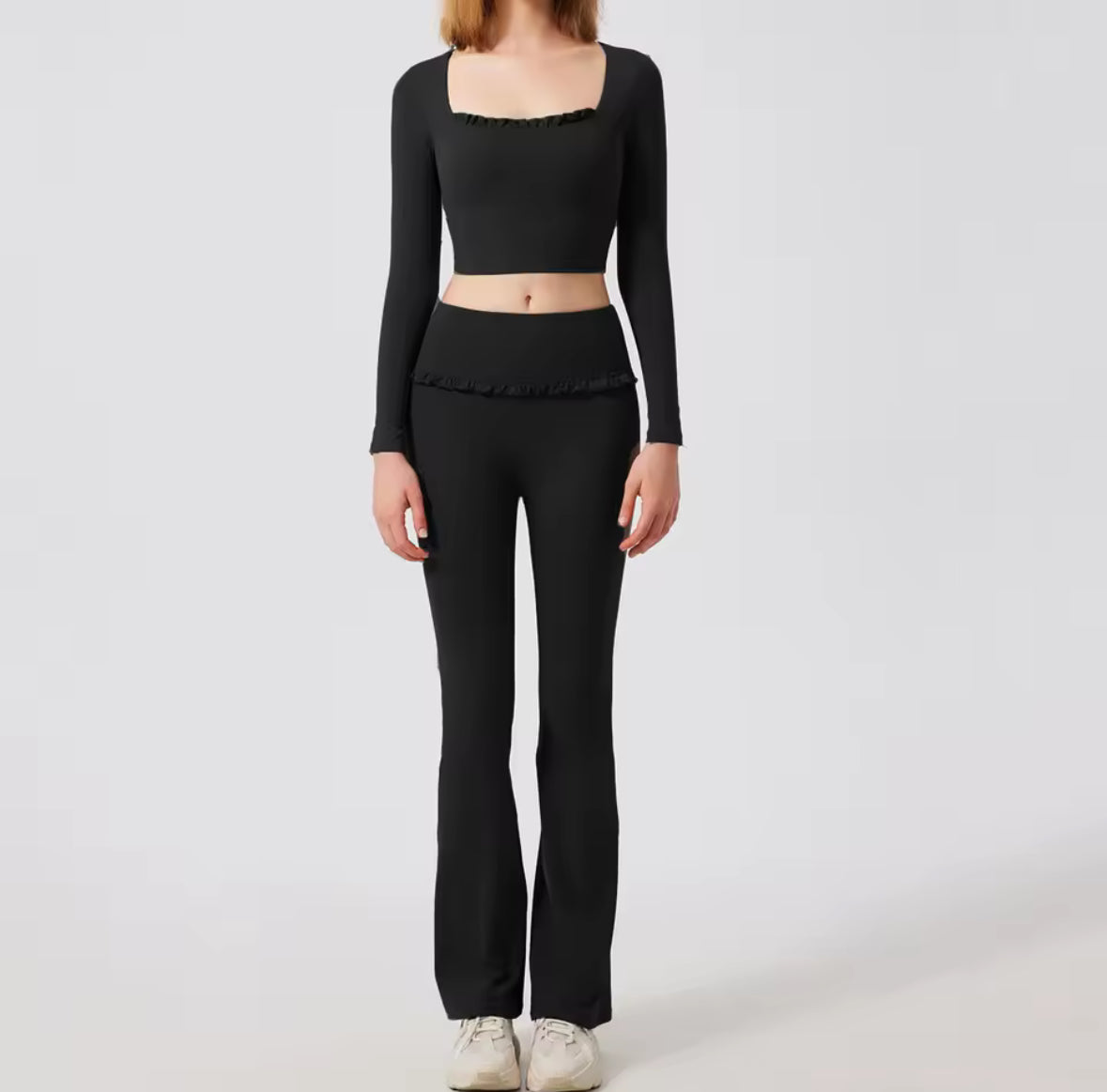 SYLA Grace 2-Piece Set – Long Sleeve Crop Top + Flared Pants