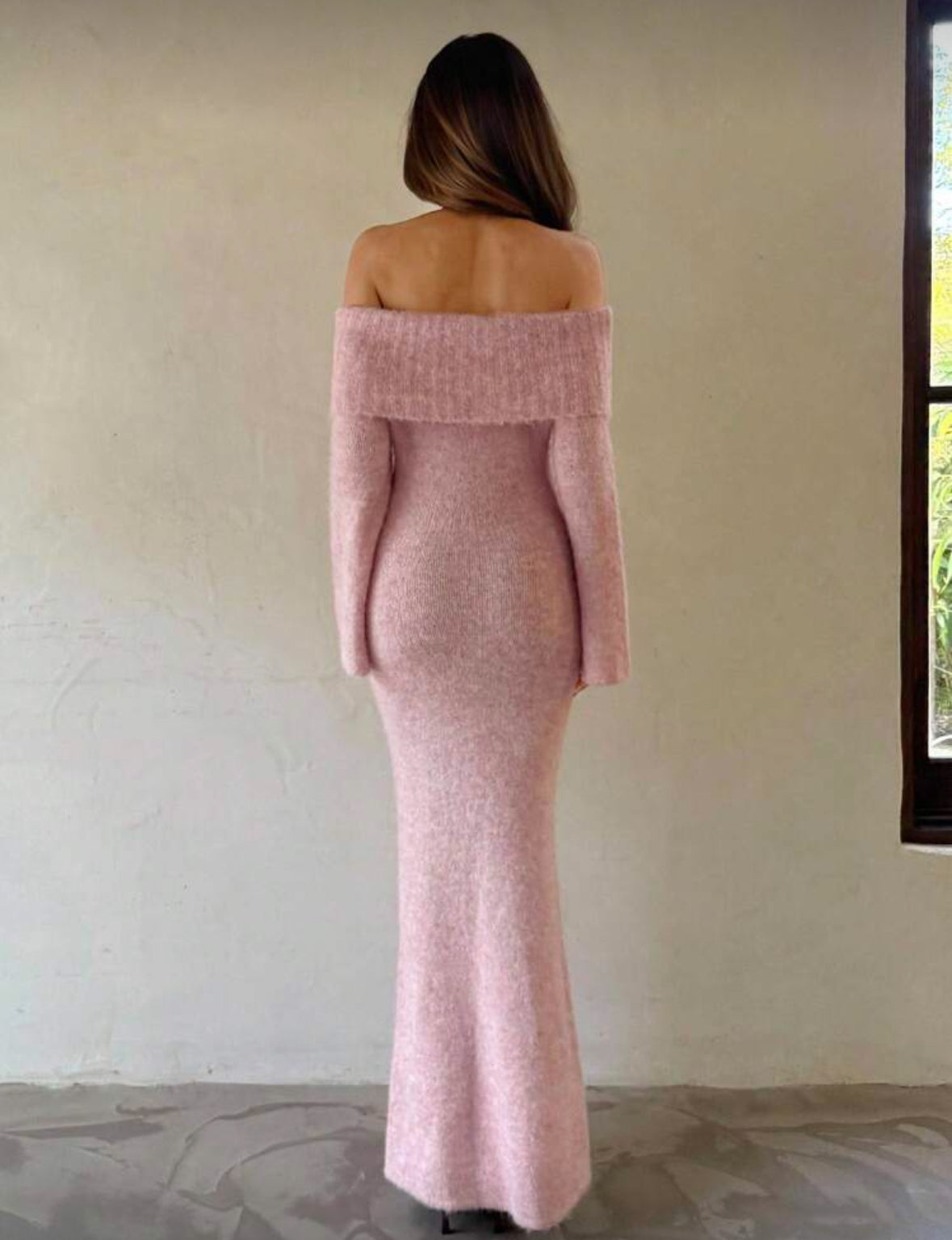Mila Off-Shoulder Knit Maxi Dress – Blush Pink