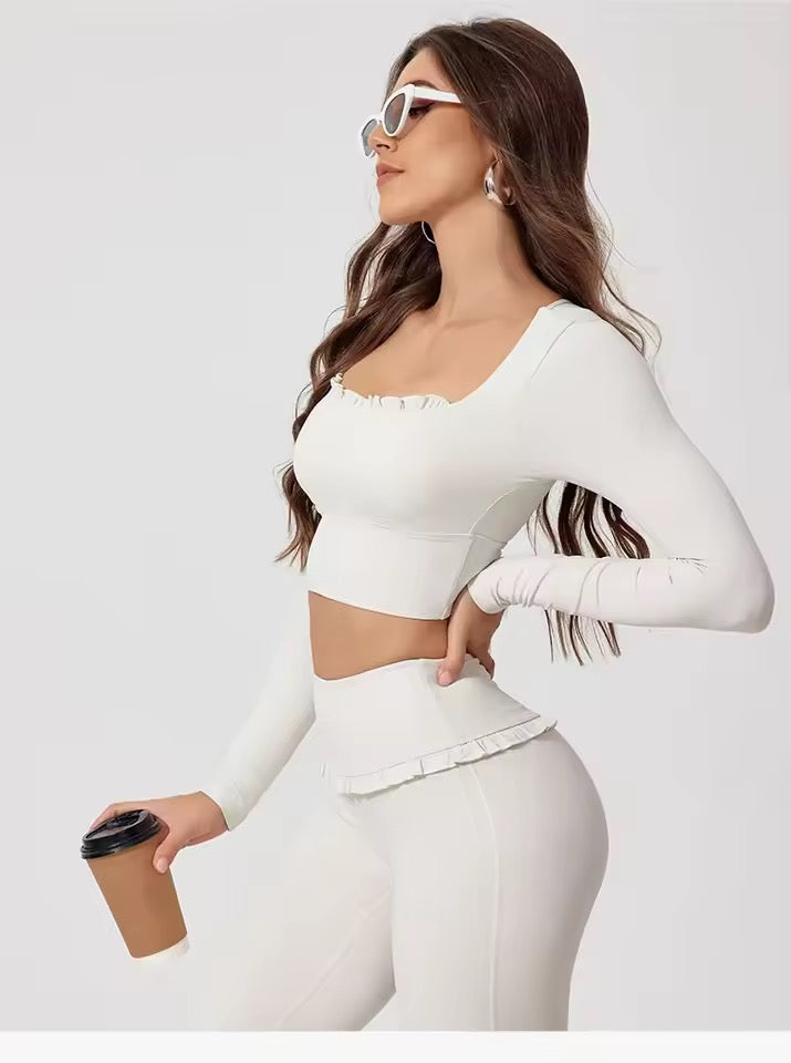 SYLA Grace 2-Piece Set – Long Sleeve Crop Top + Flared Pants