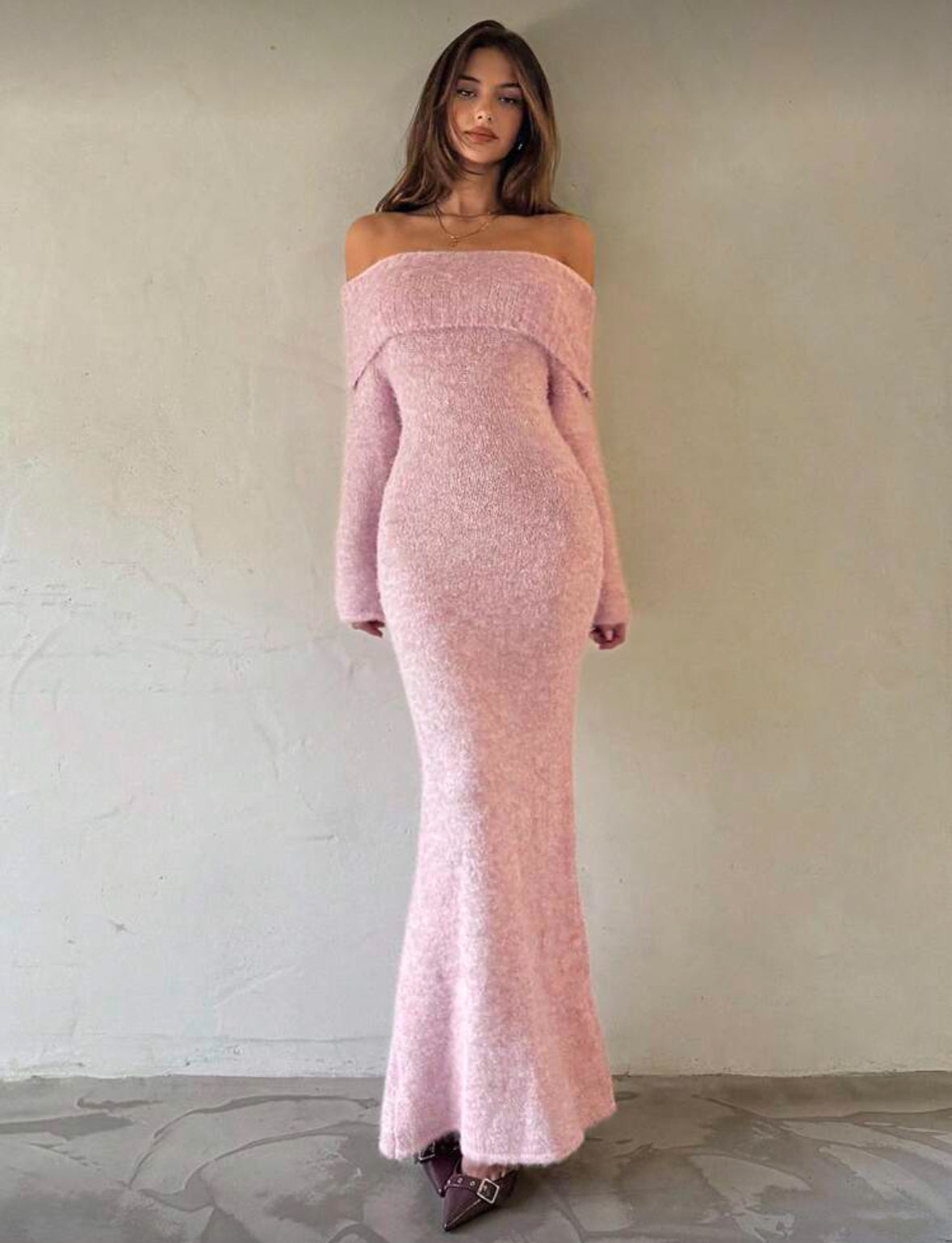 Mila Off-Shoulder Knit Maxi Dress – Blush Pink