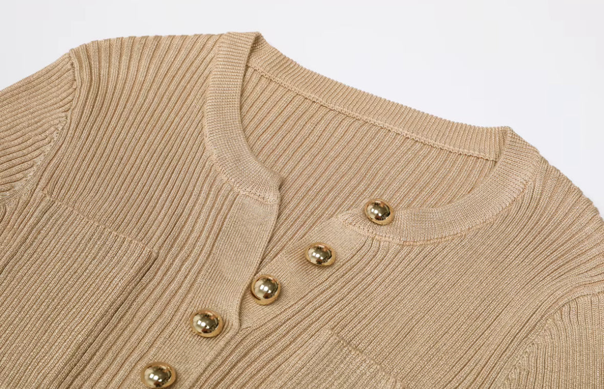 Noéline Buttoned Knit Midi Dress