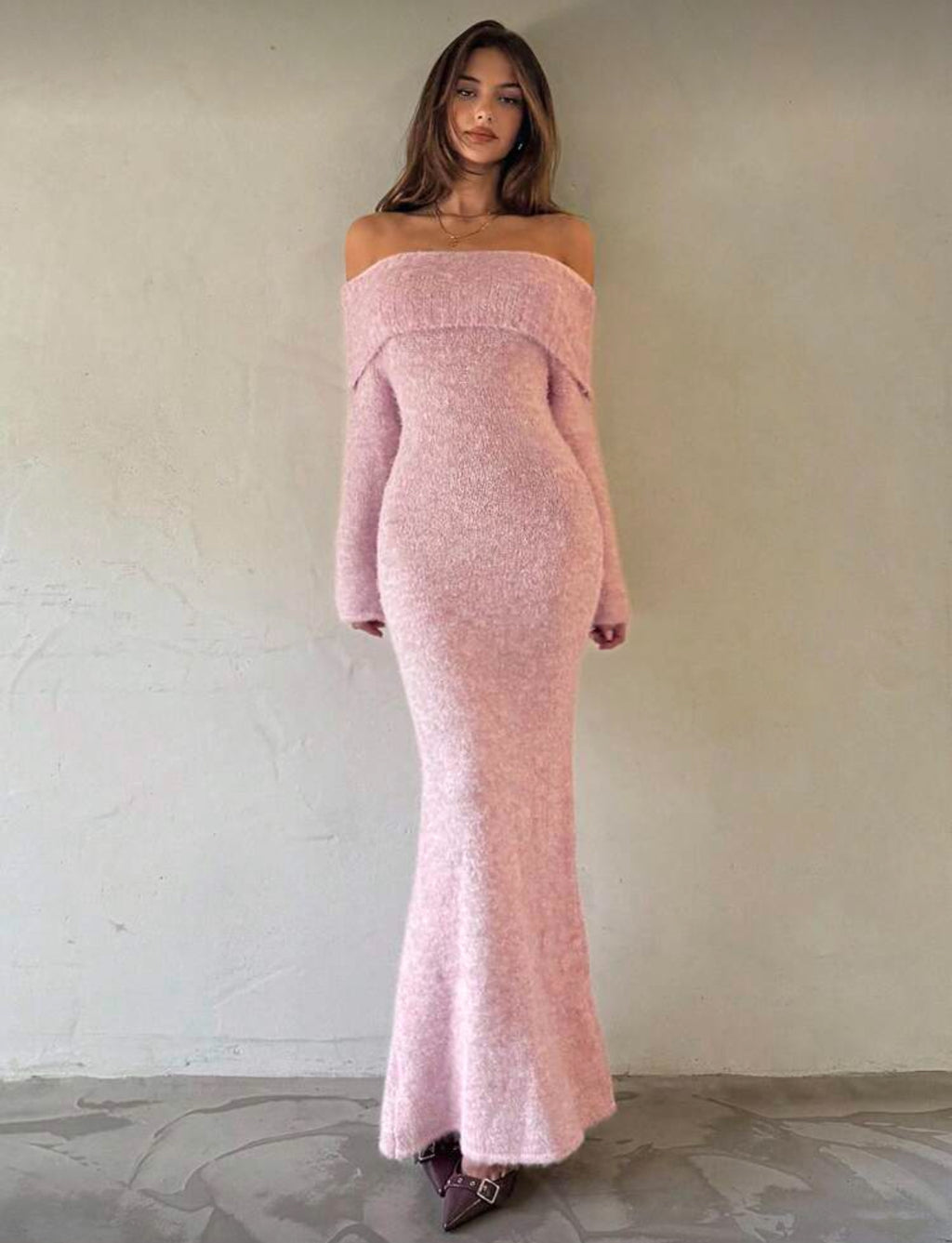 Mila Off-Shoulder Knit Maxi Dress – Blush Pink